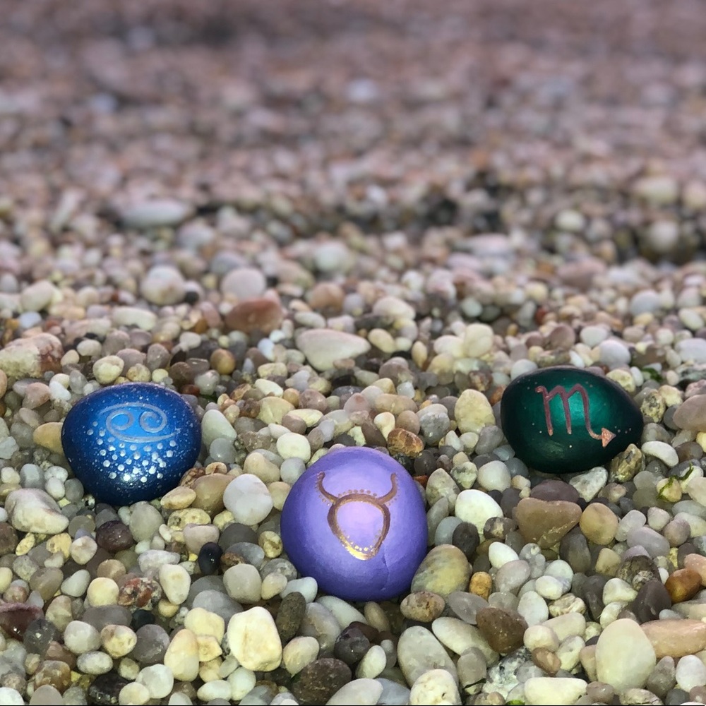 Astrology sign Gratitude Rock, spiritual piece